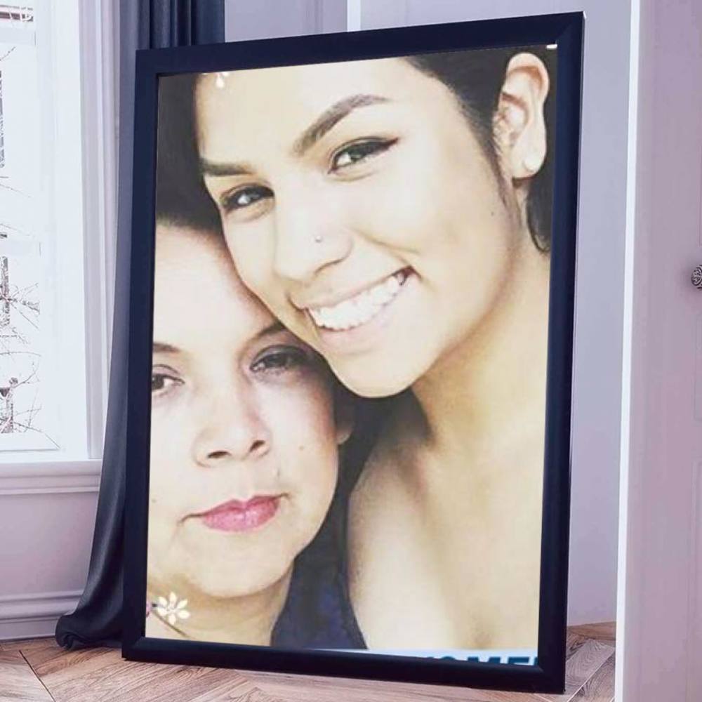 Meet your Posher, Roxanna